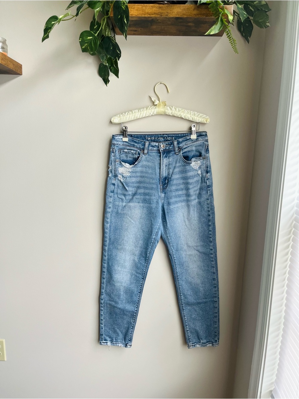 American Eagle Outfitters Light Blue Straight Leg Jeans